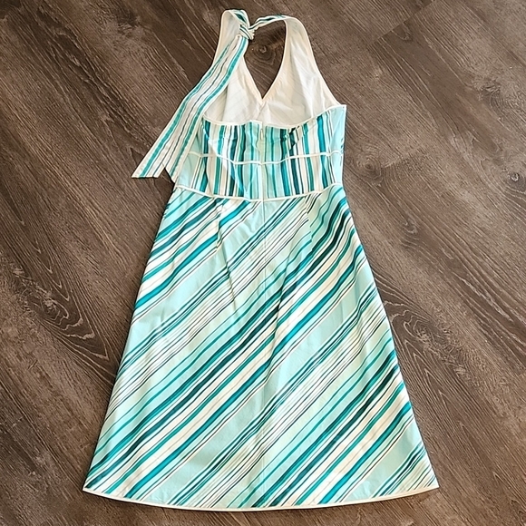 Stylish Backless Striped Dress - Picture 3 of 5